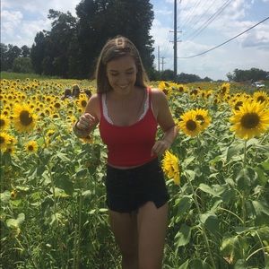 Meet your Posher, Hailey